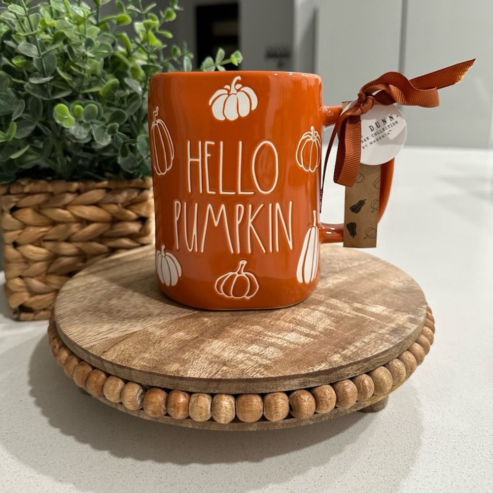 🆕 Rae Dunn | “HELLO PUMPKIN” Mug! - Picture 2 of 7
